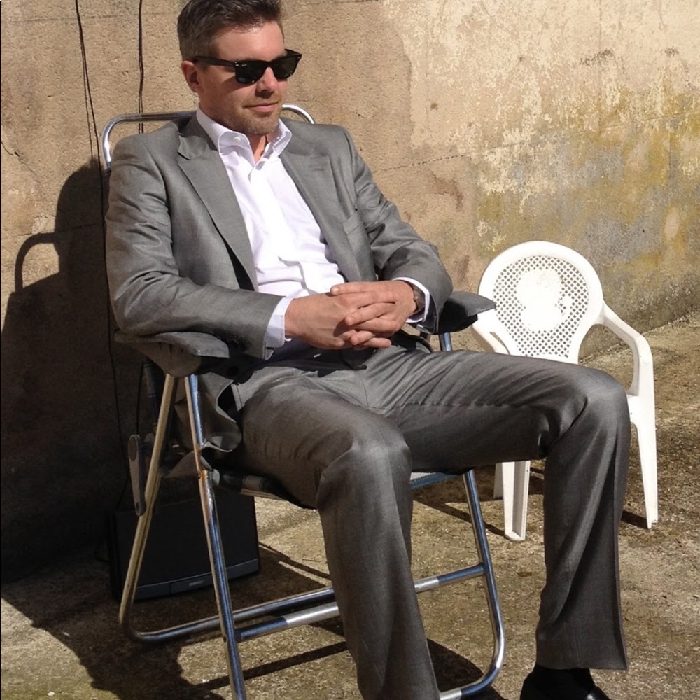 Men’s Prada suit - grey sharkskin - size 40 / 4